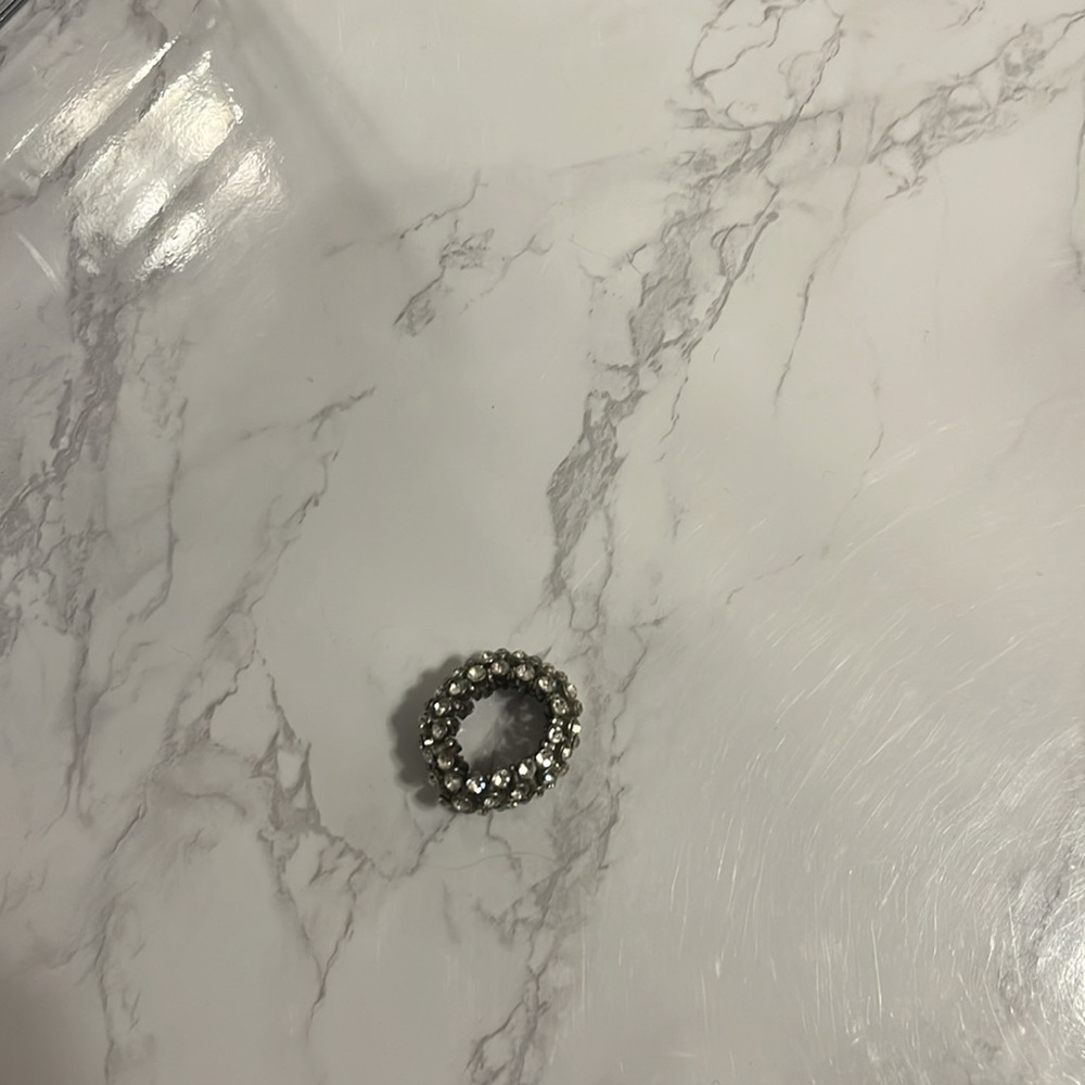 Ring - Picture 2 of 2